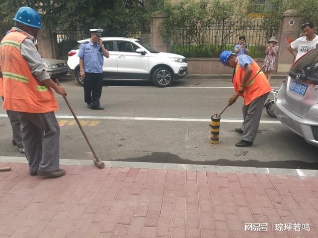 开云体育车主和临街商户注意了！私设地桩地